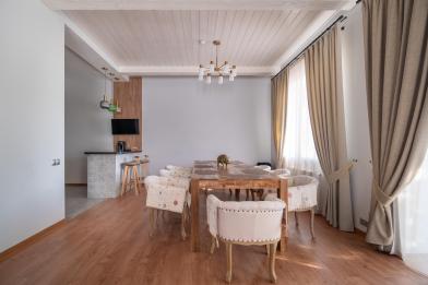 Дом, Безобразово, 387 кв.м