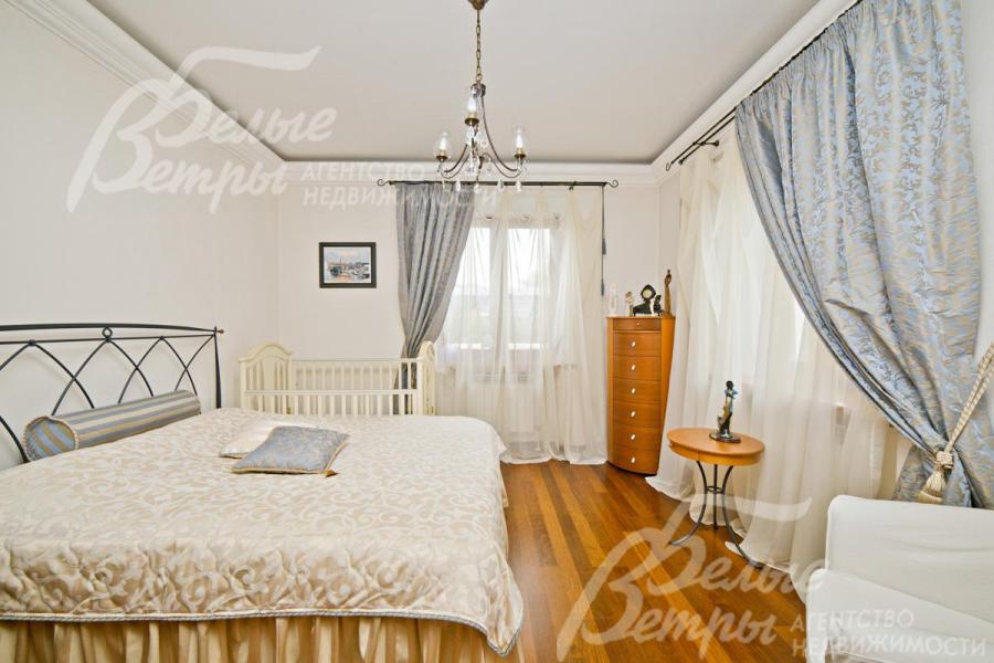 В доме 4 спальни