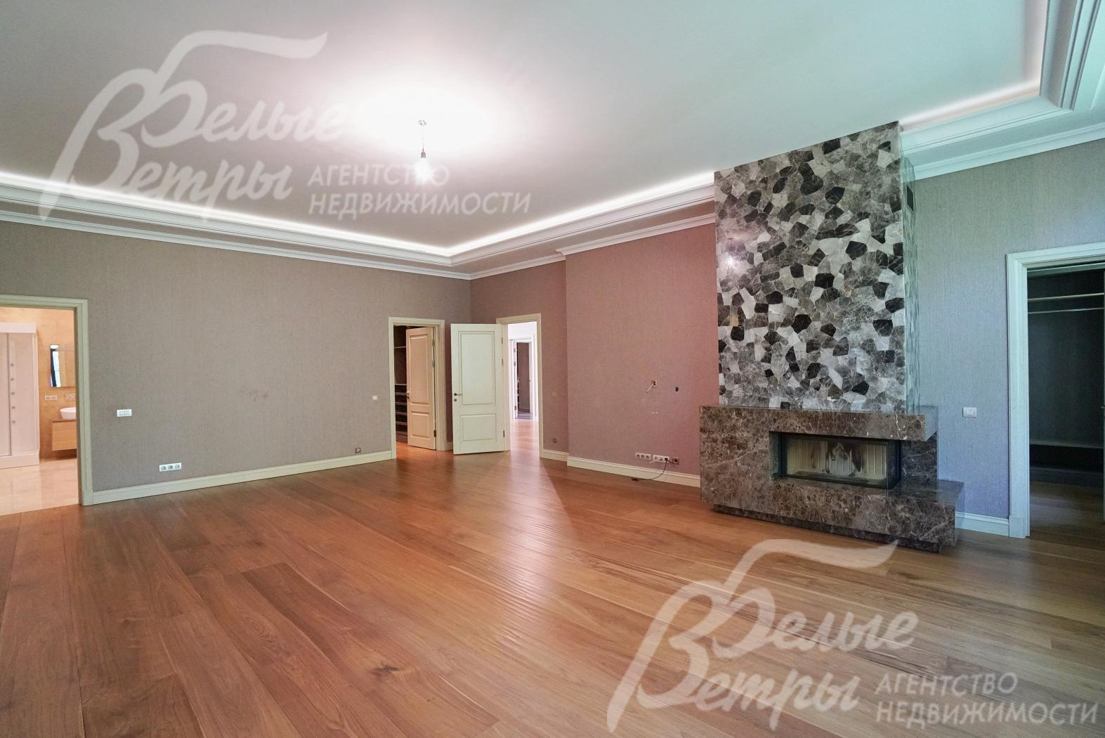 Главная спальня 60 кв.м с санузлом 18 кв.м и двумя гардеробными 16 кв.м и 11 кв.м