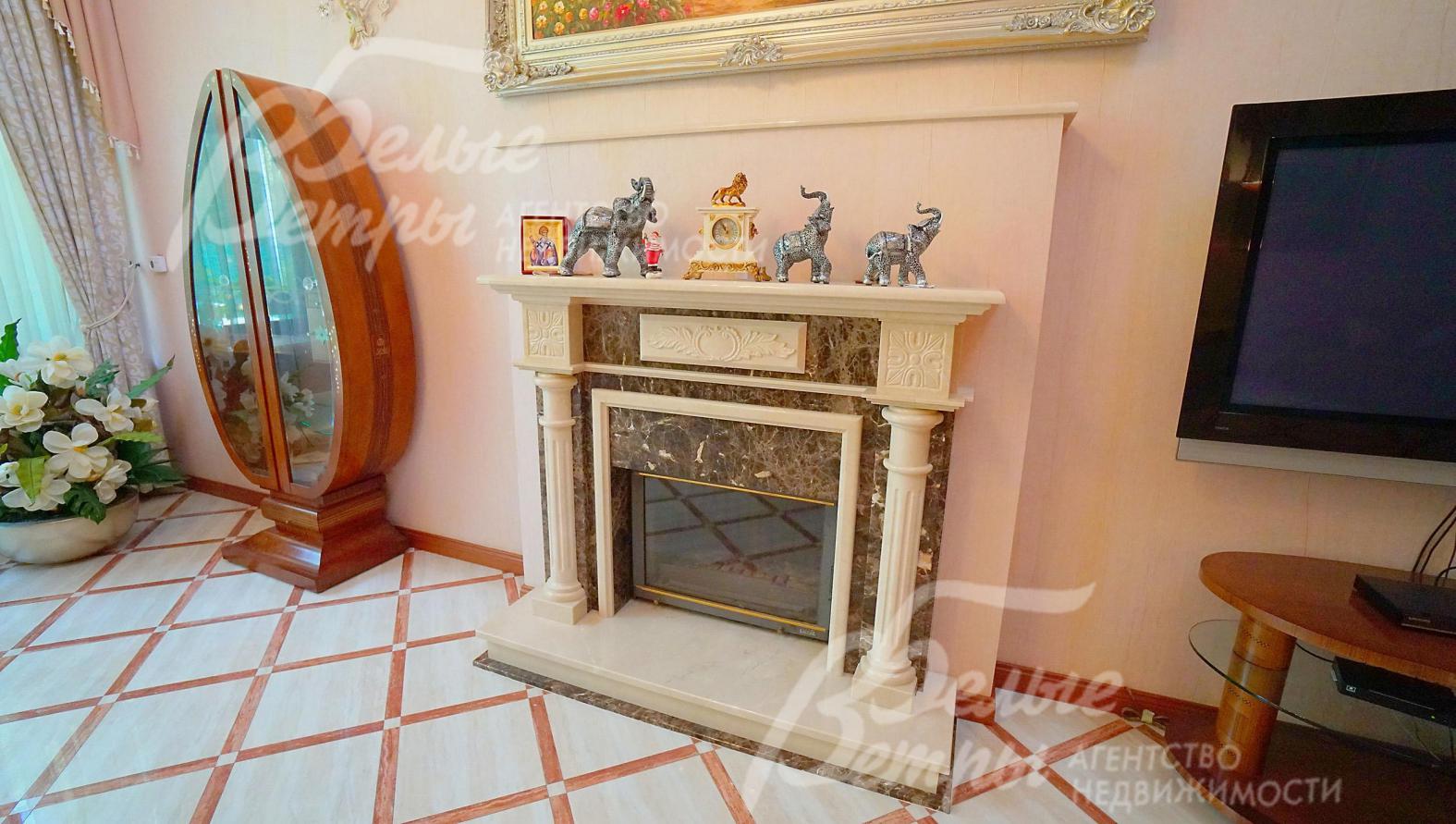 Мраморный камин