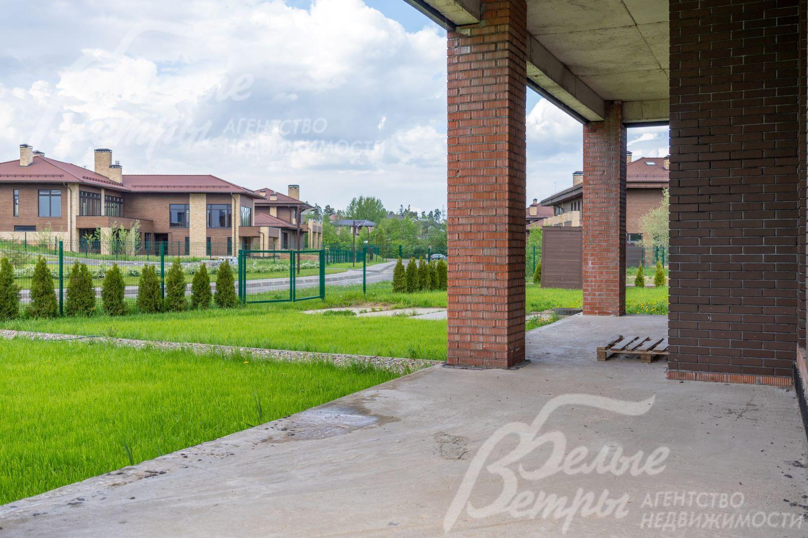 Крытая терраса на 1ом этаже