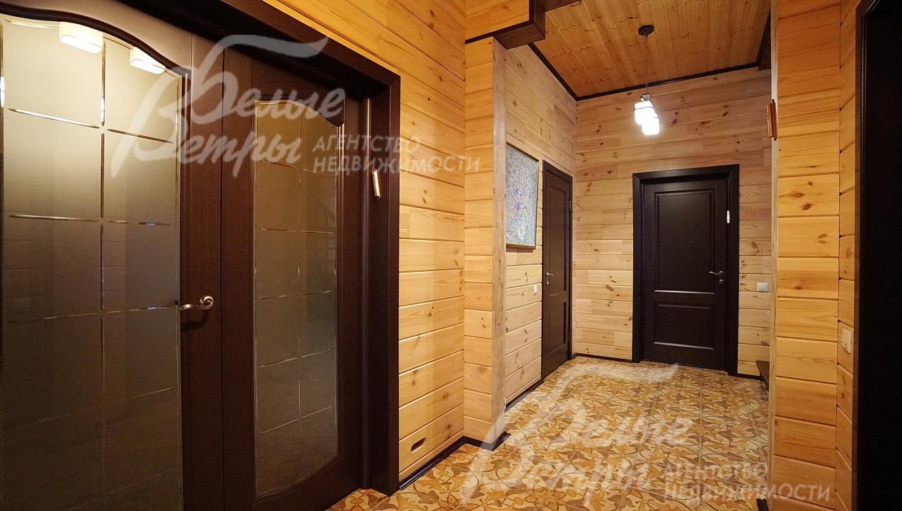 Коридор на 1-ом этаже