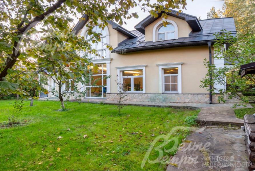 Благоустроенный парковый участок 15 соток