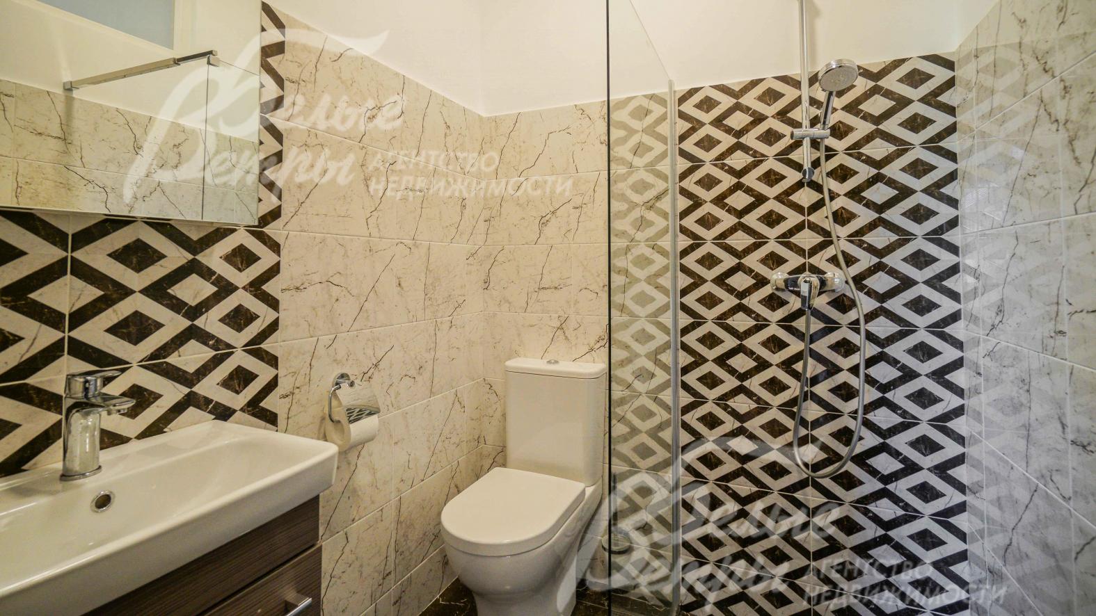 Санузел при гостевой спальне