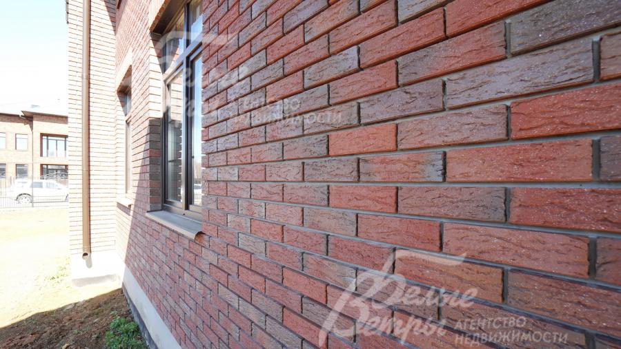 Облицован высококачественным клинкером