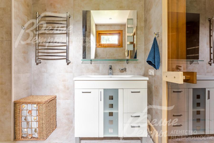 Санузел сауны: с душевой