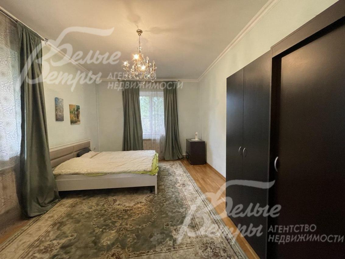 Спальня на 1-ом этаже.