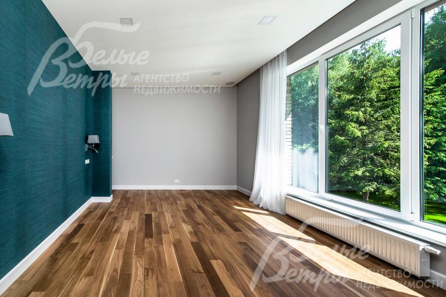 Мастер-спальня с санузлом и гардеробной