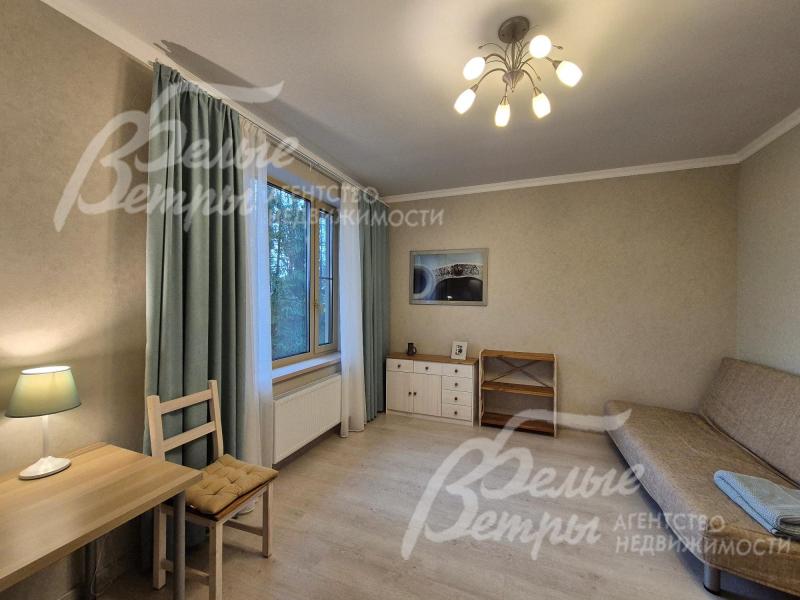 Одна из спален второго этажа