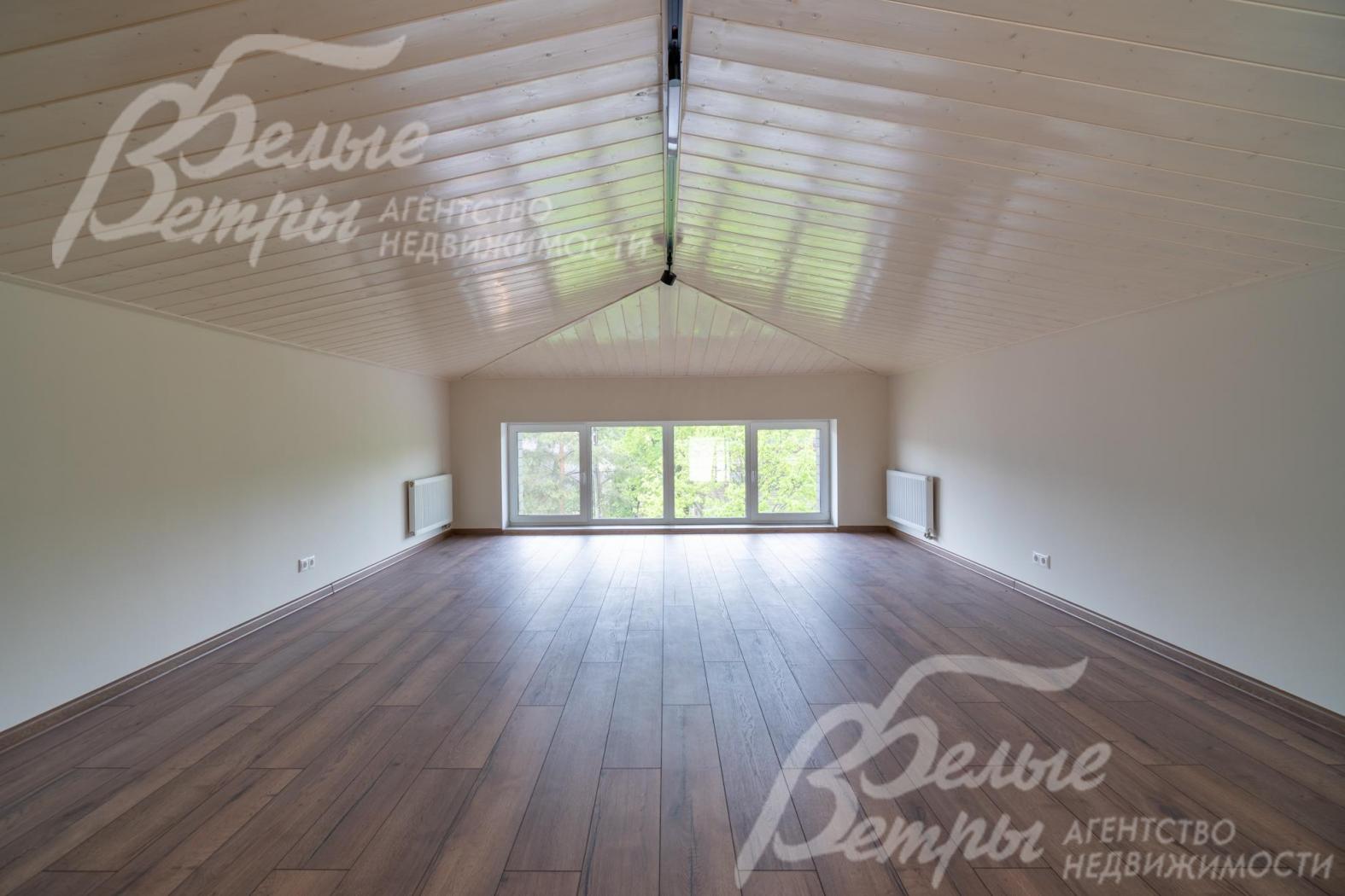 Мансардный этаж: помещение свободного назначения