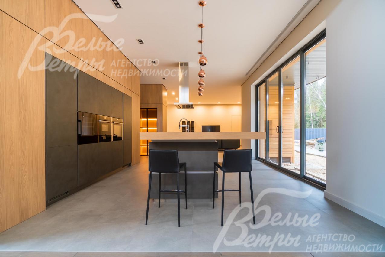 Установлена стильная и функциональная кухня Nolte