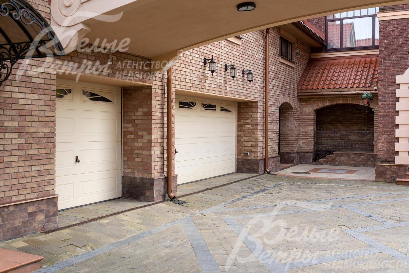 Гараж на 3 авто с квартирой для персонала