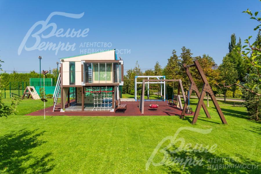 Детские площадки в поселке Варварино Эко