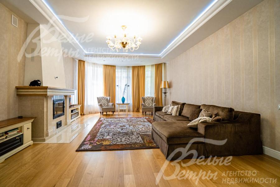 Гостиная 35 кв.м