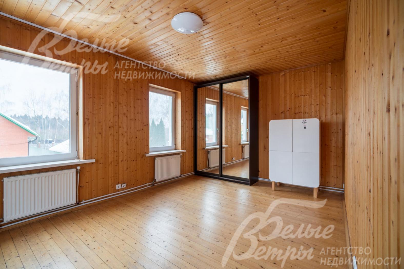 Одна из спален в Гостевой доме