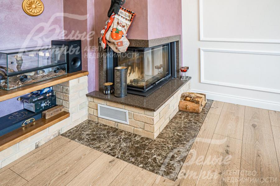 Камин гильотинного типа фирмы Romotop, двухсторонний