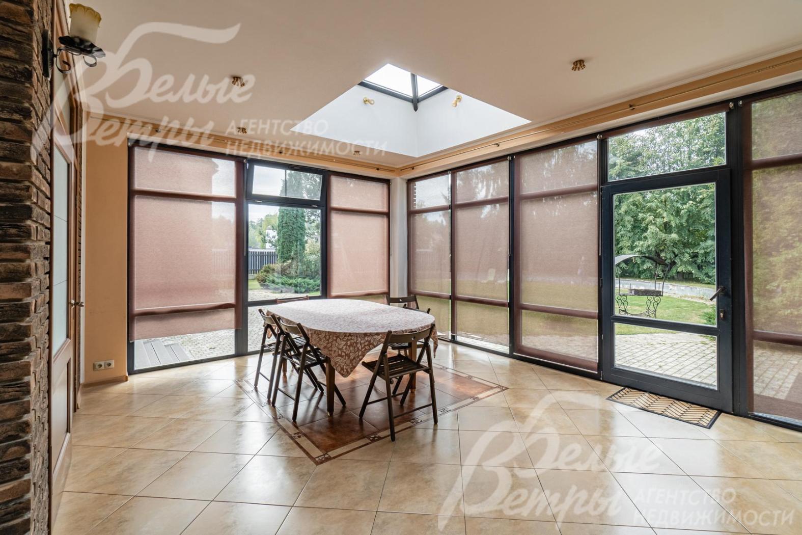 Зимний сад с шикарным видом на участок