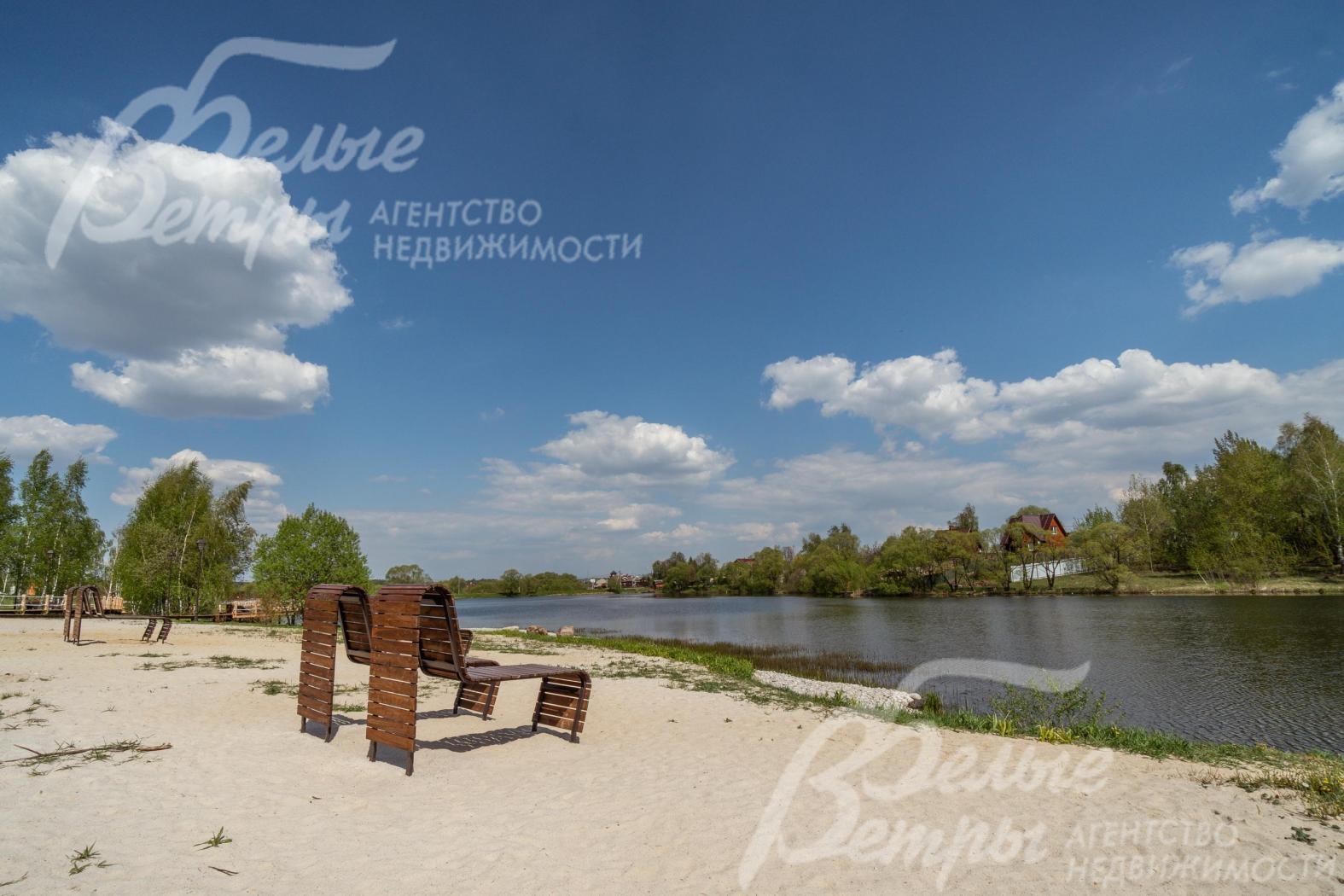 Оборудованый пляж в поселке Александровы Пруды