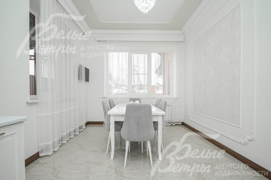 Обеденный гарнитур на 6 персон