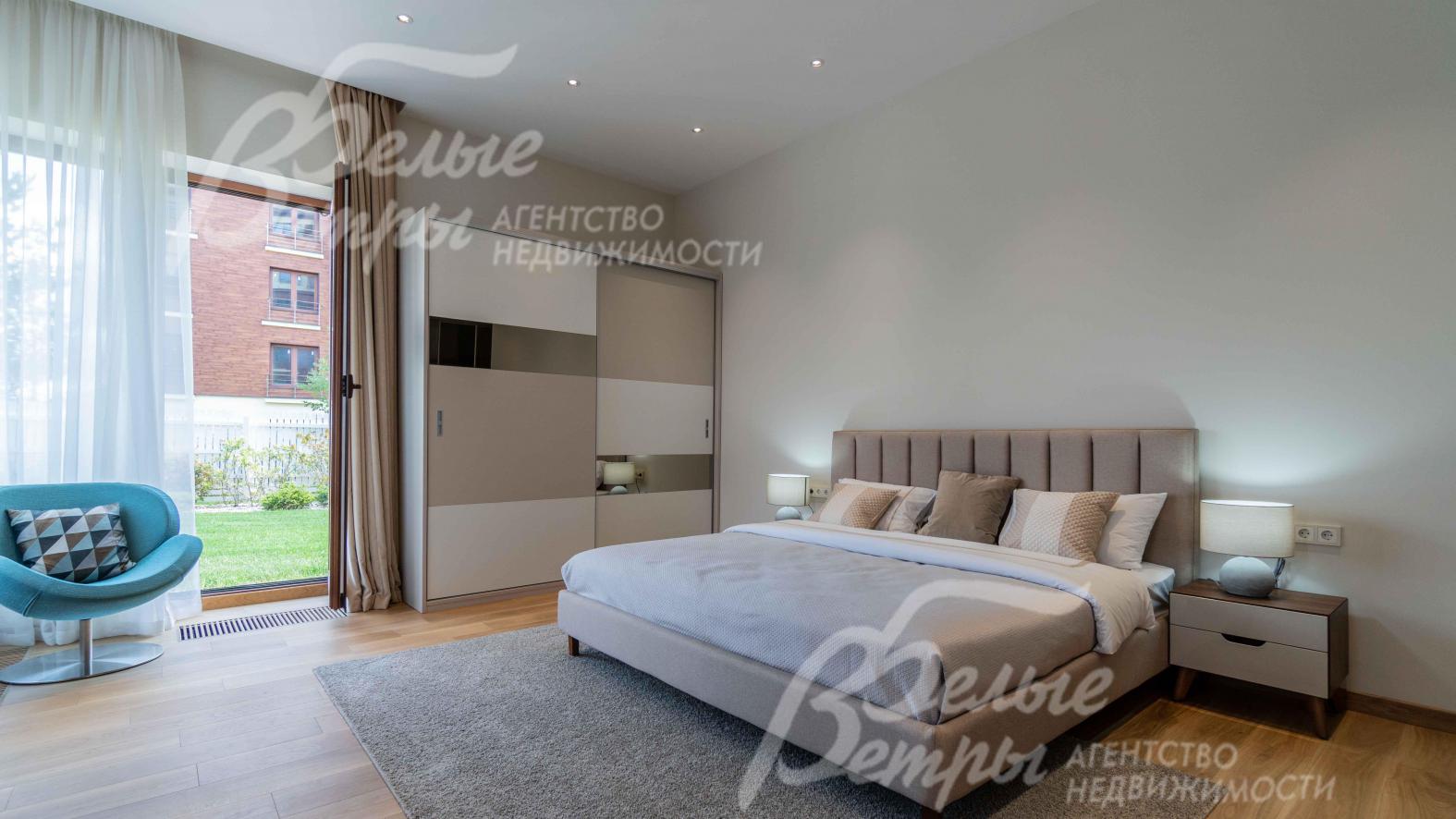 Спальни имеют выход на свой участок