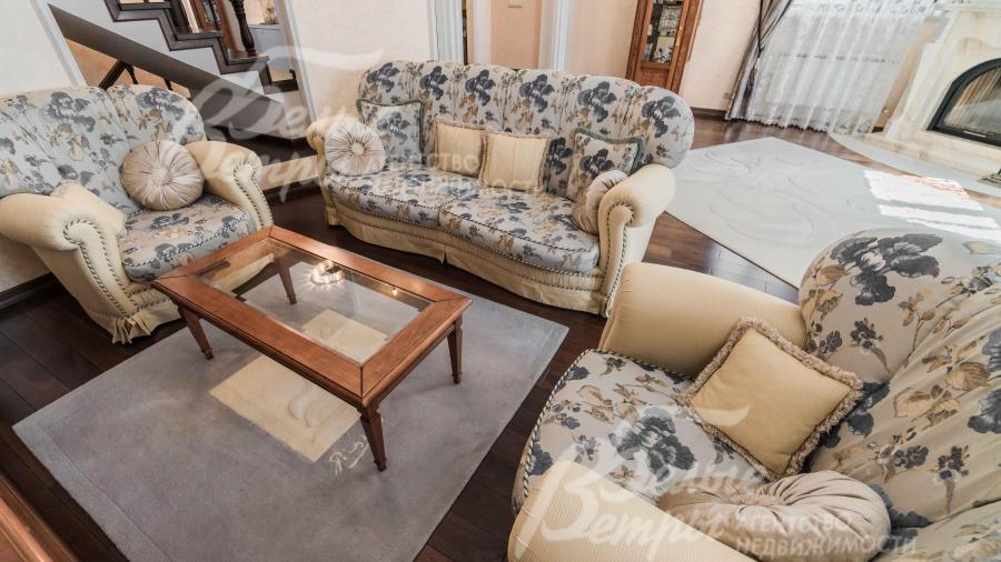 Мягкая мебель в гостиной