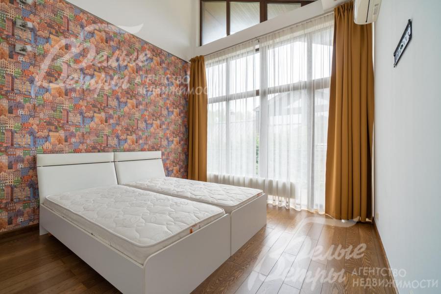 Спальня на 2ом этаже.