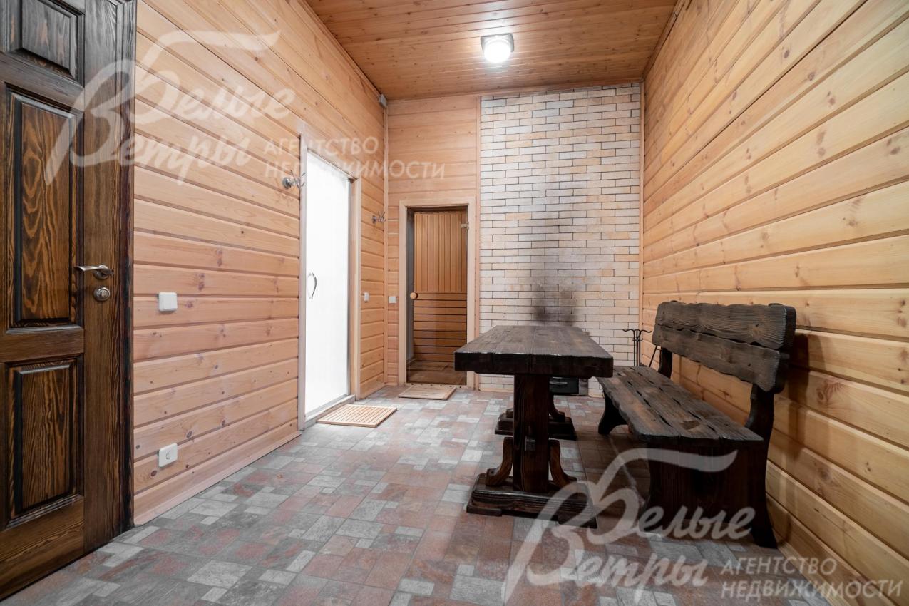 Комната перед баней в гостевом доме