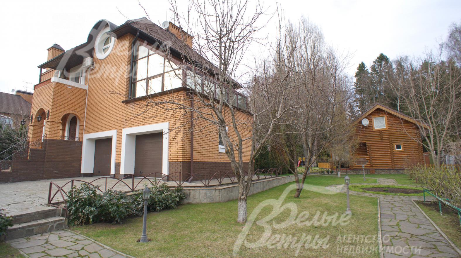 Выполнен профессиональный ландшафтный дизайн