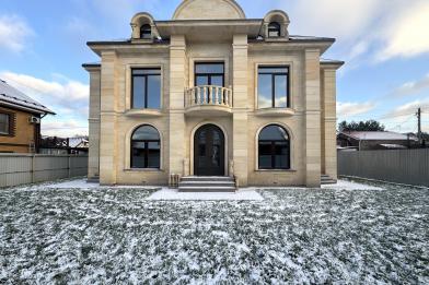 Дом, Дубки СНТ (Газопровод), 330&nbsp;кв.м