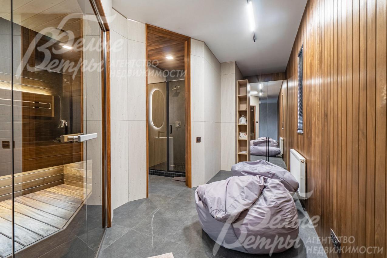 Холл около сауны 12 кв.м