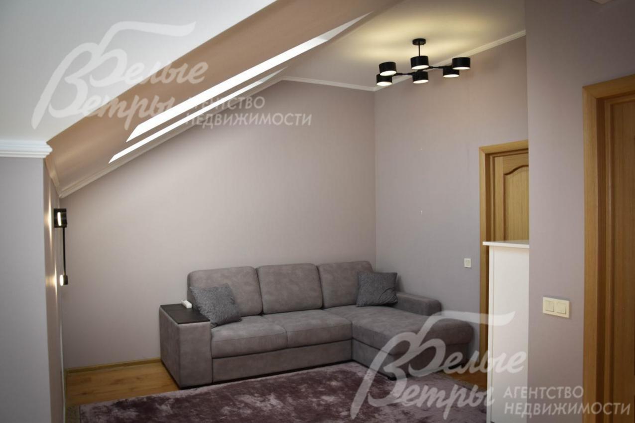 Зона отдыха в коридоре мансардного этажа