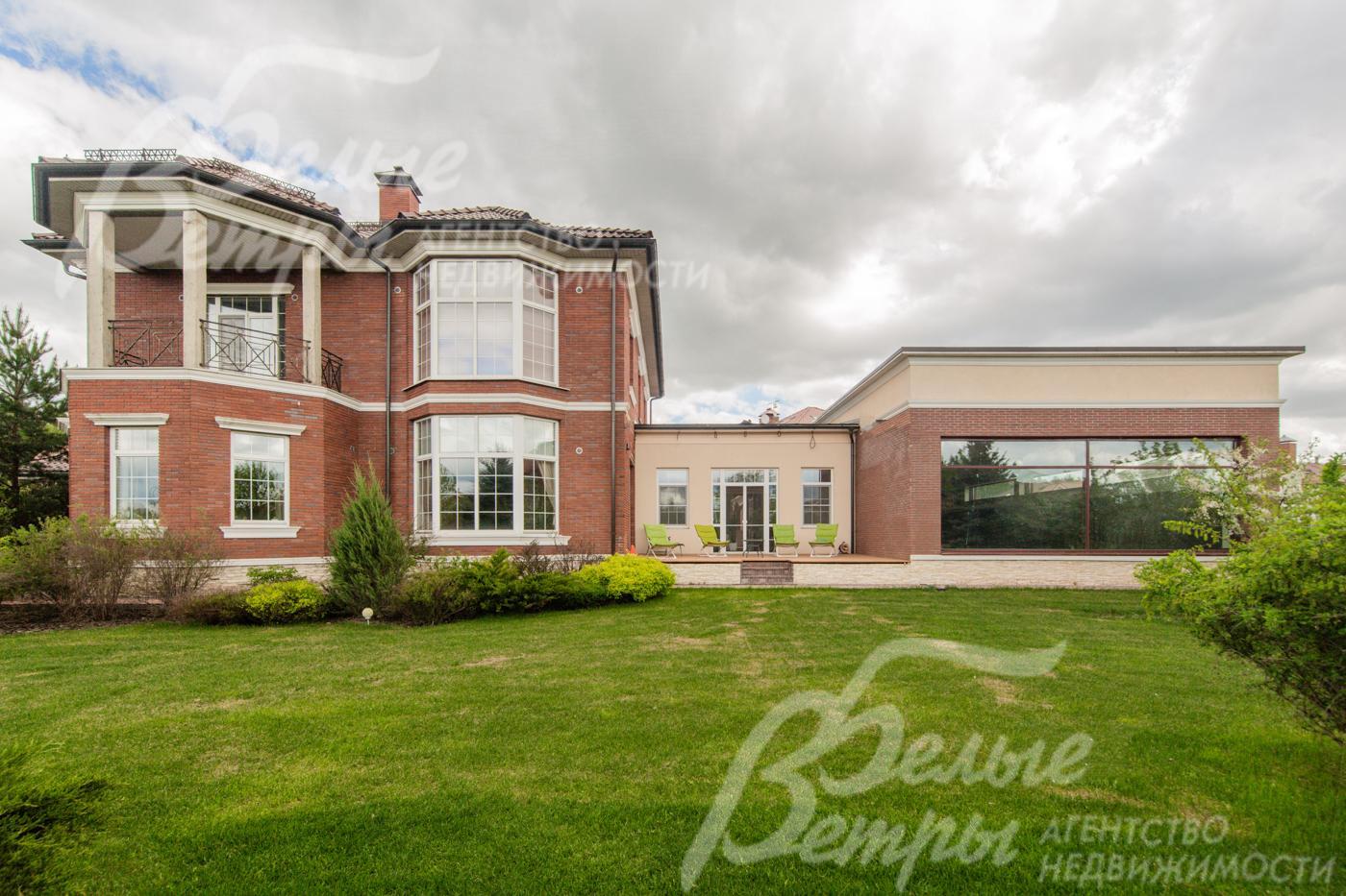 Дом кирпичный, облицован клинкерным кирпичом (Германия)