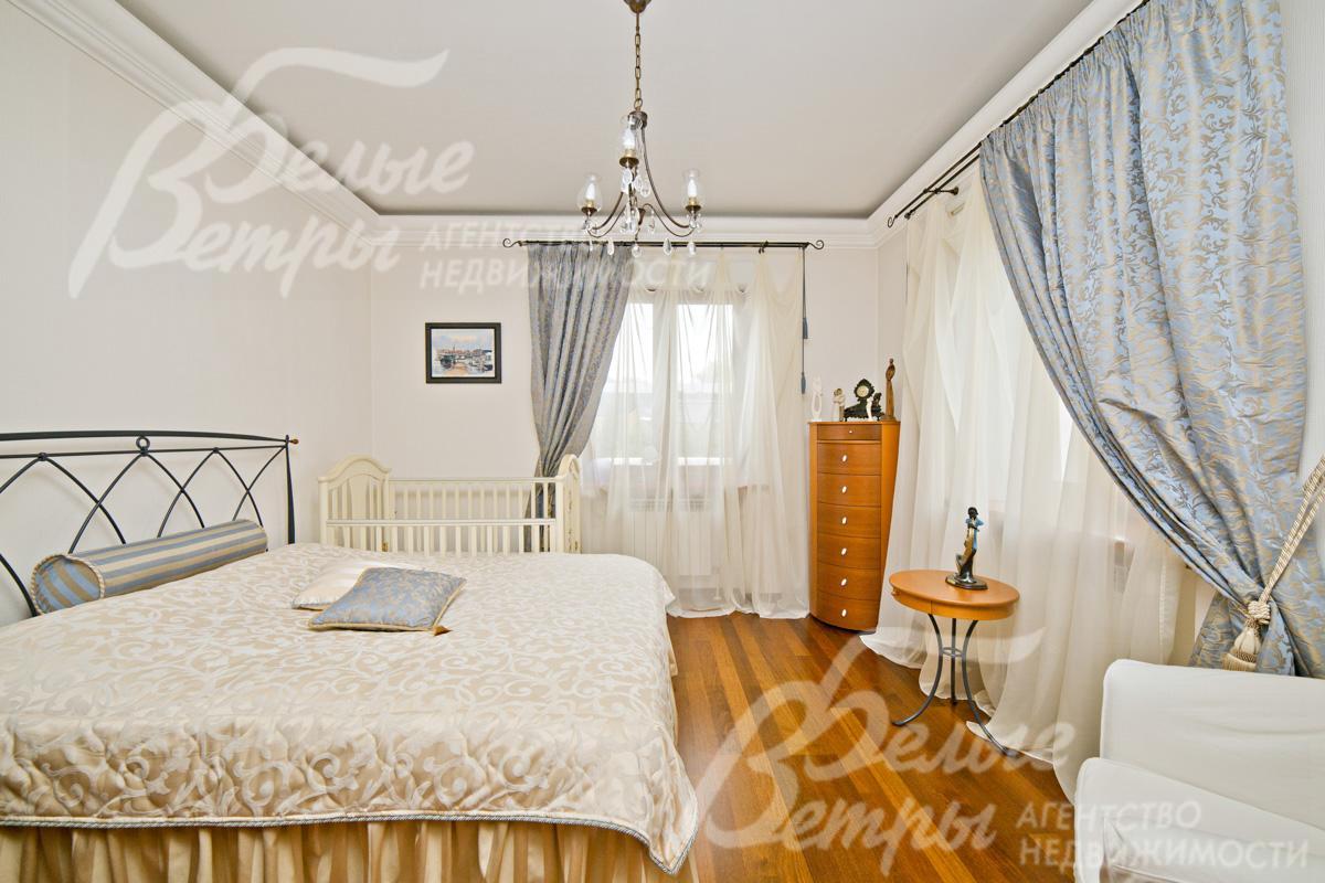 В доме 4 спальни