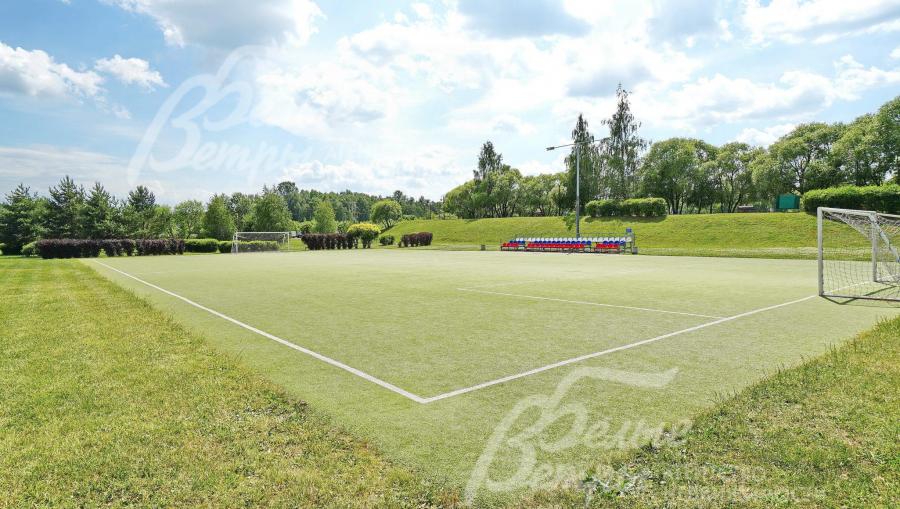 Футбольное поле