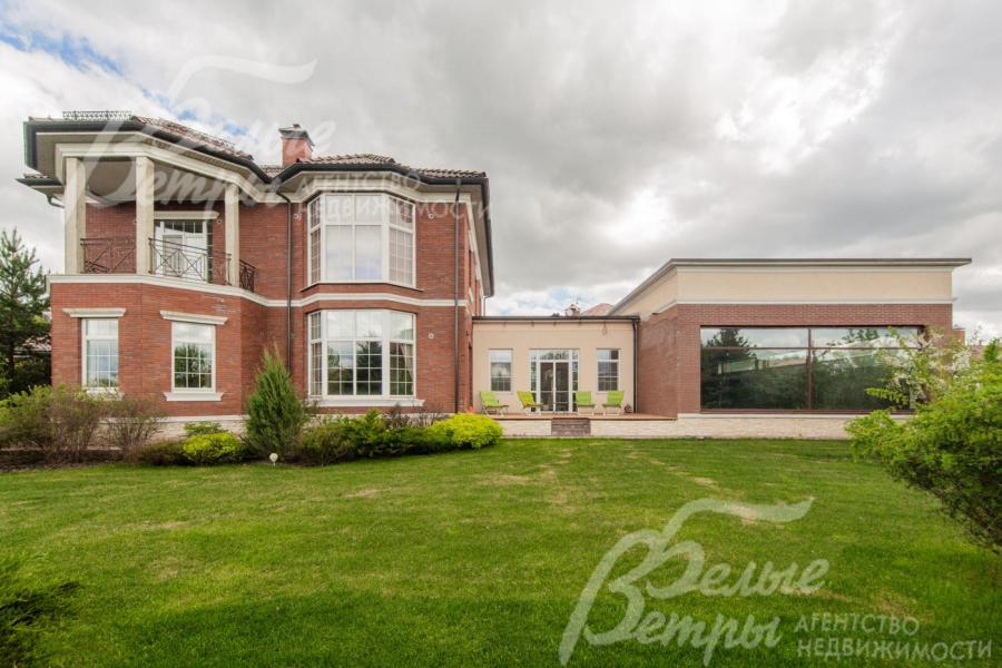 Дом кирпичный, облицован клинкерным кирпичом (Германия)