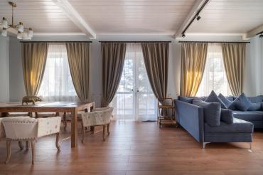 Дом, Безобразово, 387&nbsp;кв.м