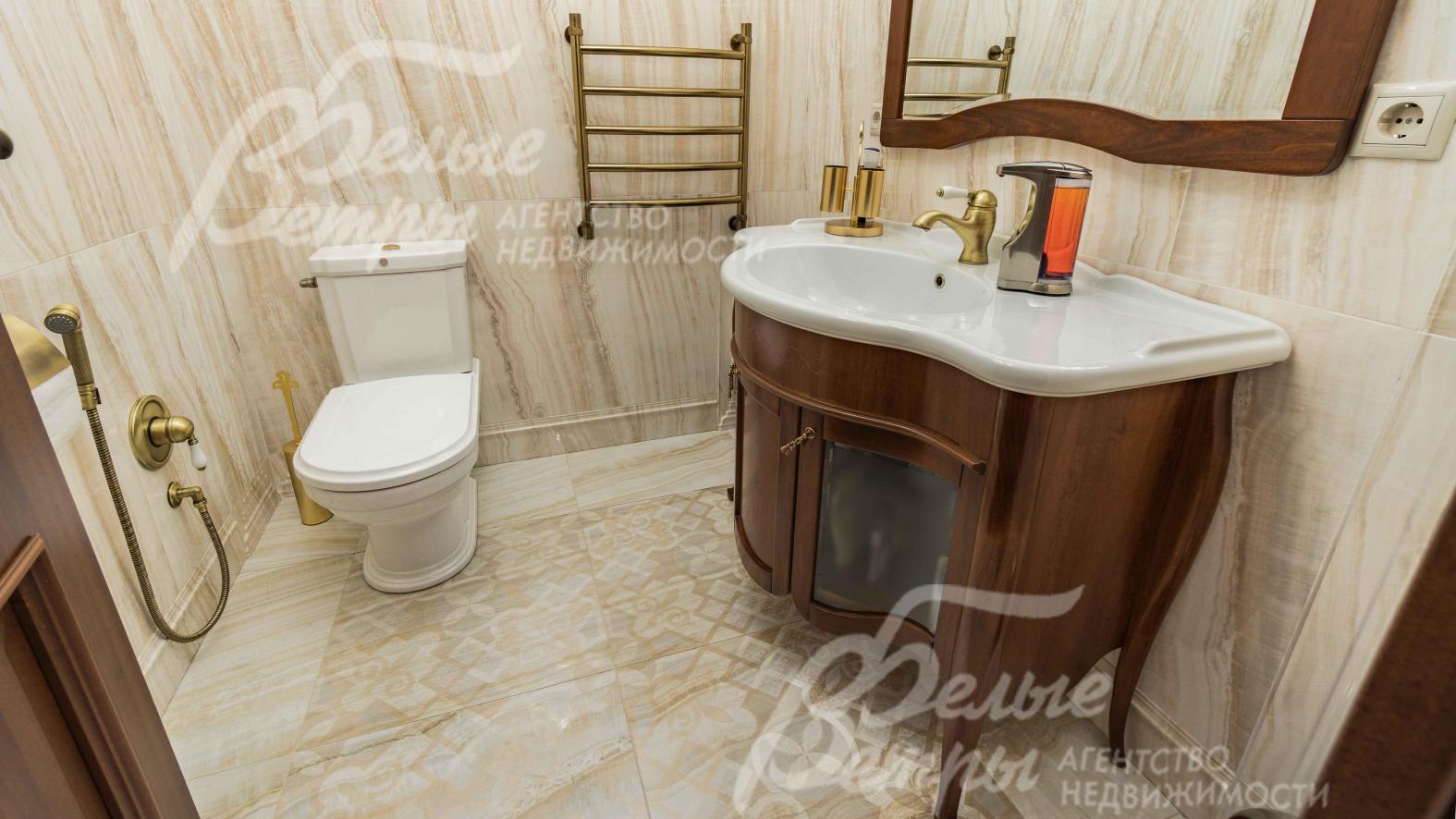 Санузел на первом этаже