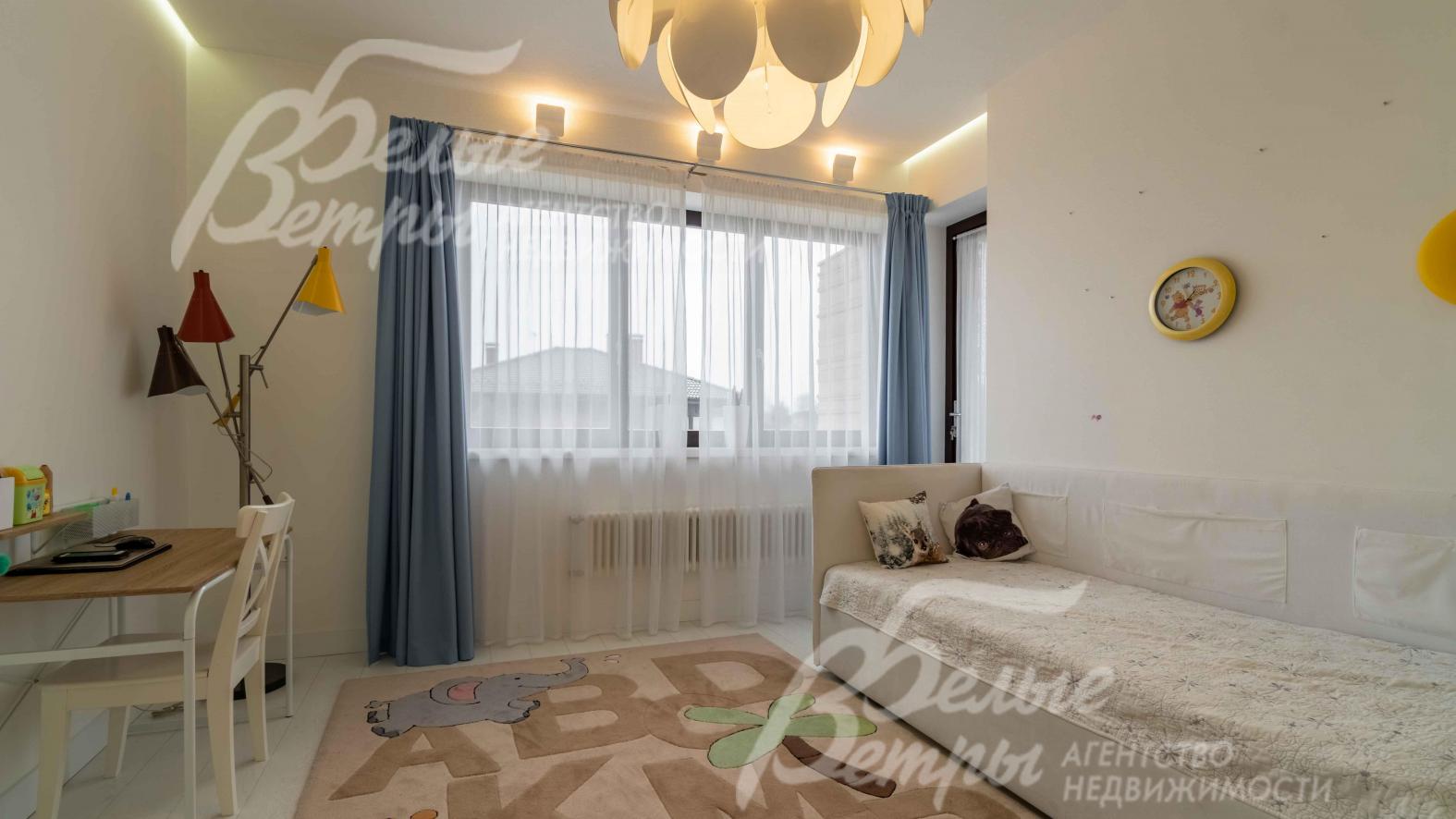 Детская спальня 17 кв.м с отдельным входом с улицы